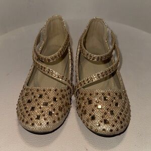 Get all 3 pairs of girls shoes